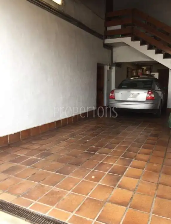 Aparcament de Casa adosada en venda en Vitoria - Gasteiz