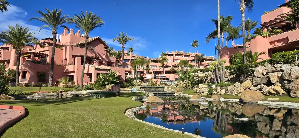 Wohnung mit Aufzug zum Verkauf in Estepona Pueblo, imagen 2