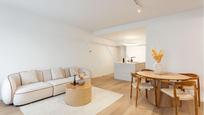 Living room of Flat for sale in  Barcelona Capital  with Air Conditioner, Heating and Terrace