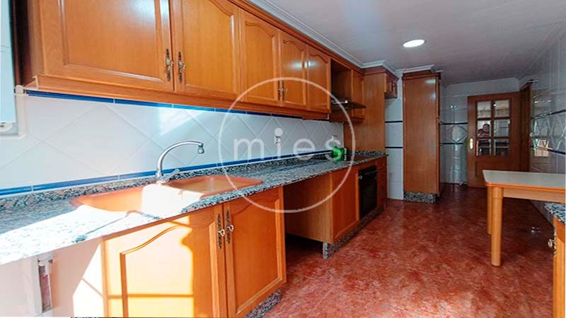 Kitchen of Flat for sale in Paterna  with Air Conditioner, Heating and Storage room