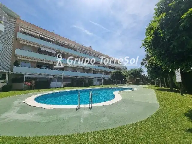 Vista exterior de Piso en venta en La Pobla de Montornès   con Aire acondicionado, Calefacción y Terraza