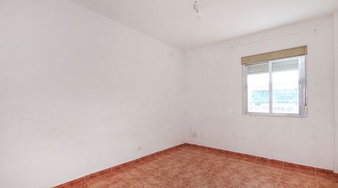 Foto 3 de Piso en venta en C/ San Antón, Villayuventus - Renfe, Parla
