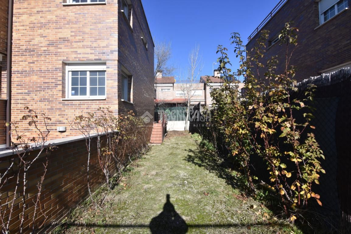 Casa adosada en venda a Norte - Universidad