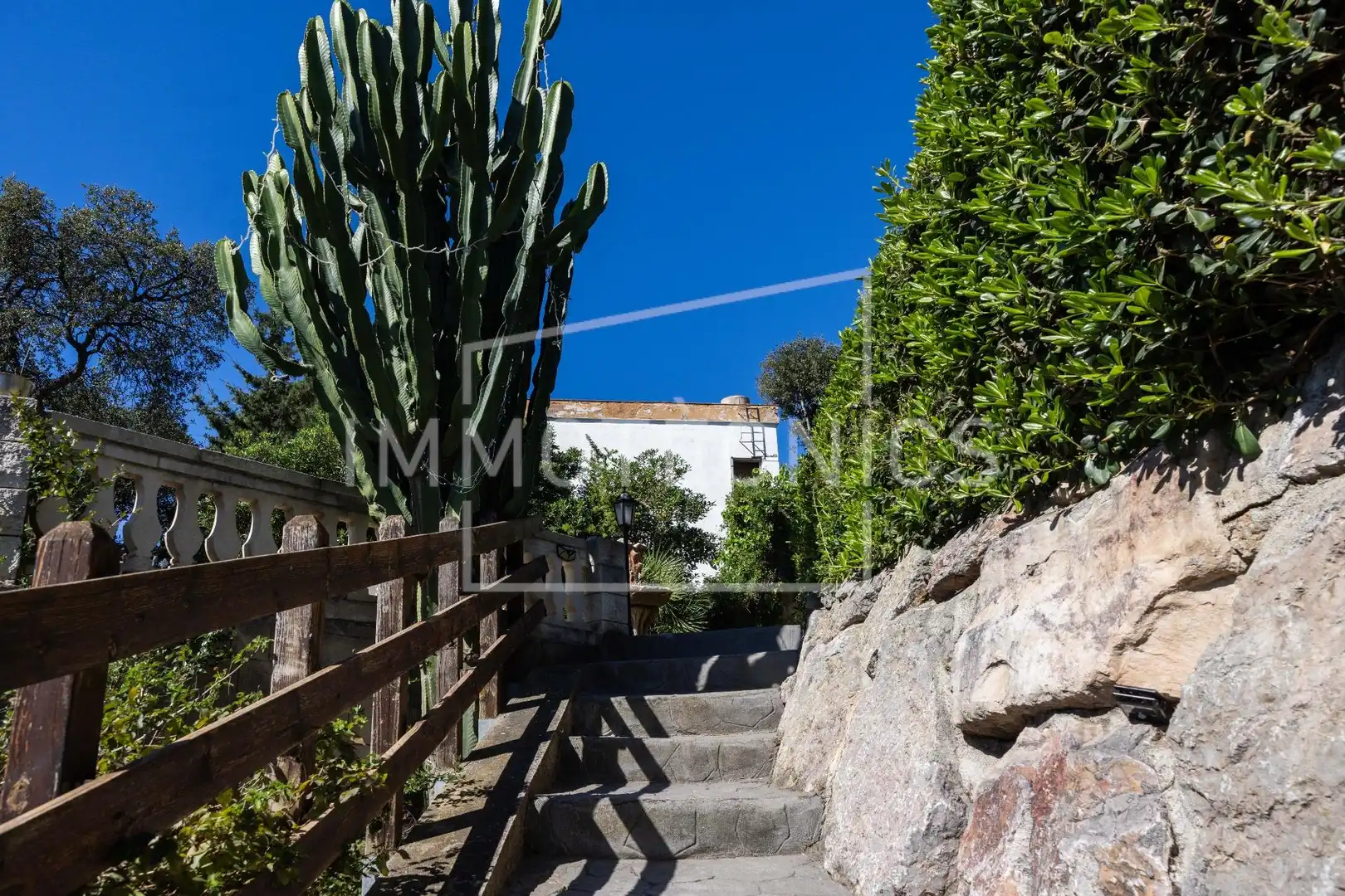 Garden of Houses for sale in Sant Cebrià de Vallalta