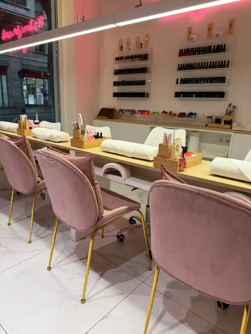 Business premises for transfer in Carrer de Lepant, imagen 6