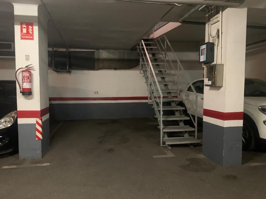 Aparcament de Garatge en venda en L'Hospitalet de Llobregat