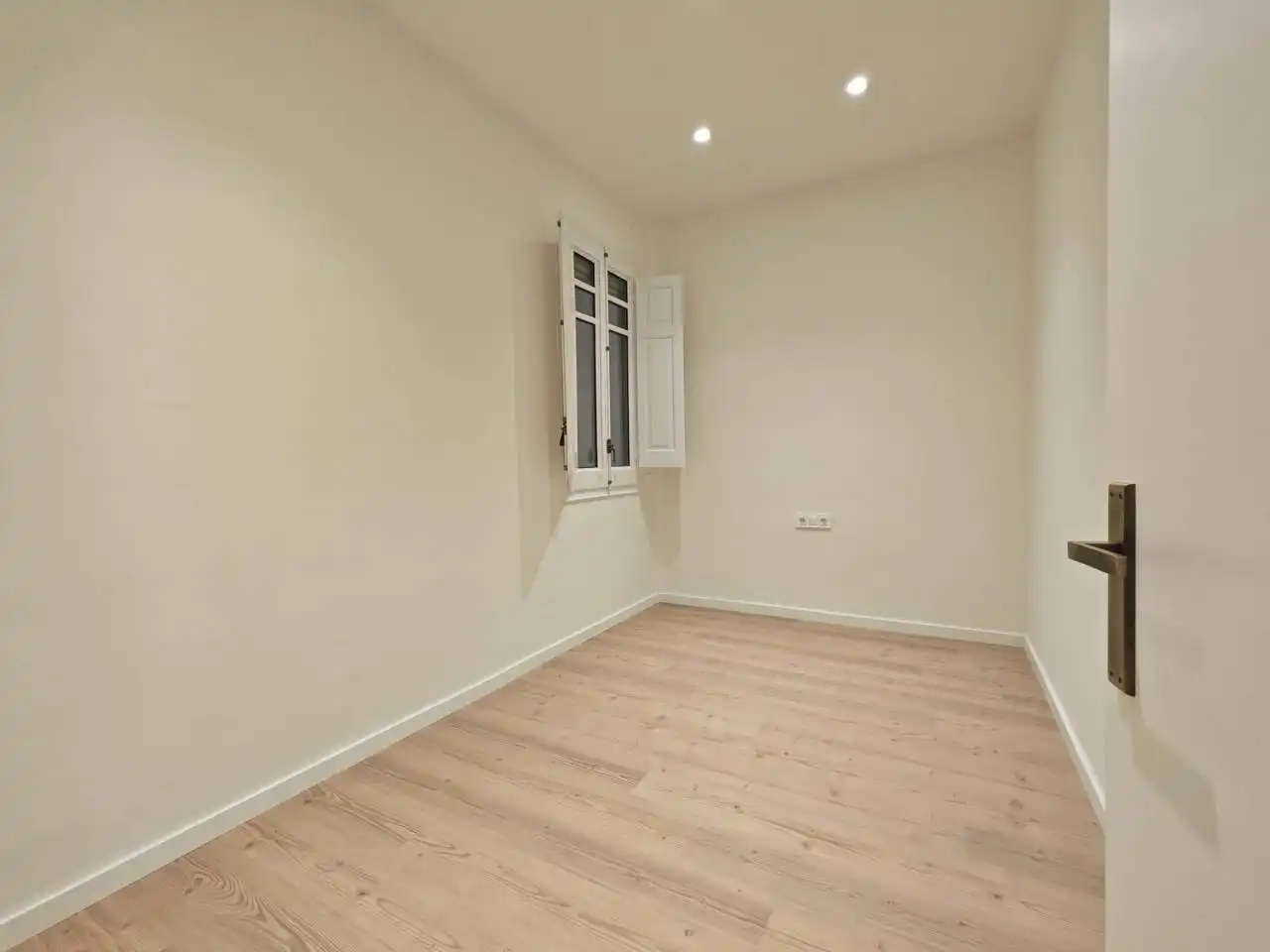 Piso de alquiler en Manresa con Aire acondicionado, Calefacción y Terraza