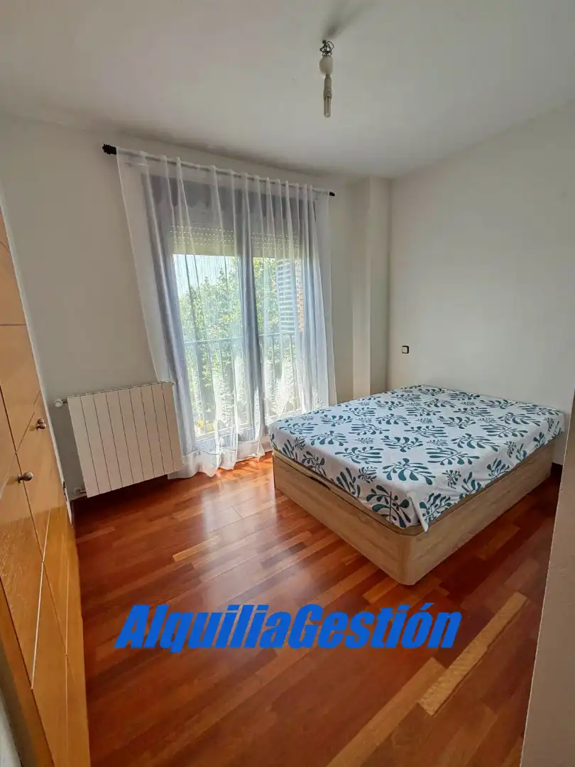Habitación de Piso de alquiler en Yebes con Aire acondicionado, Calefacción y Parquet