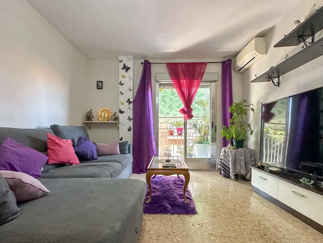 Sala de estar de Piso en venta en  Madrid Capital con Aire acondicionado, Terraza y Trastero