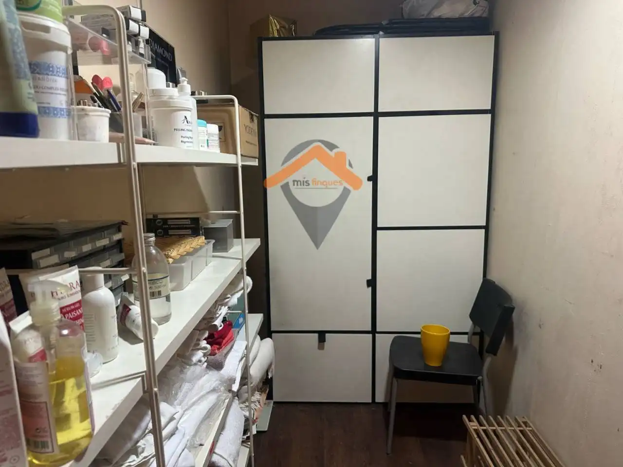 Business premises for sale in Calle Josep Renom, imagen 11