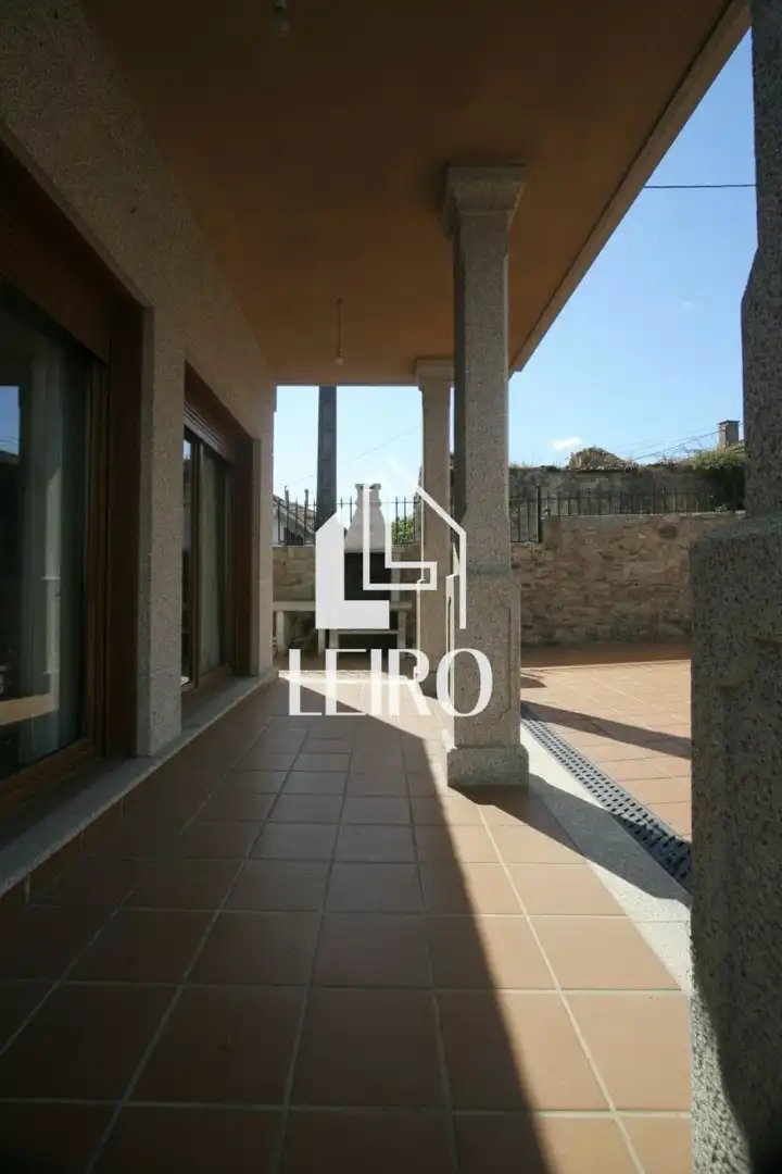 Terraza de Casa o chalet en venta en Vilagarcía de Arousa con Calefacción, Terraza y Trastero