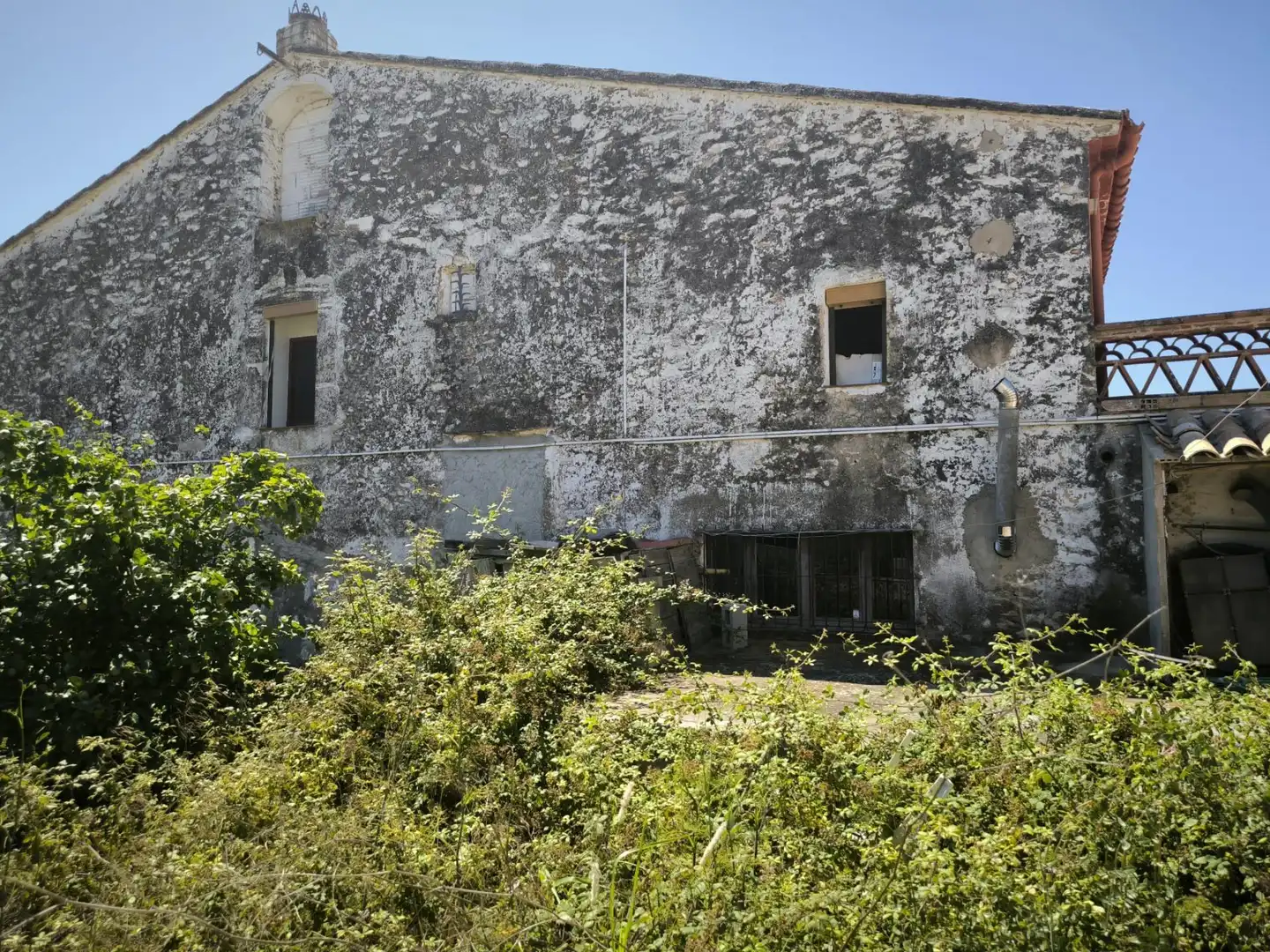 Vista exterior de Finca rústica en venda en El Vendrell amb Aire condicionat, Jardí privat i Terrassa
