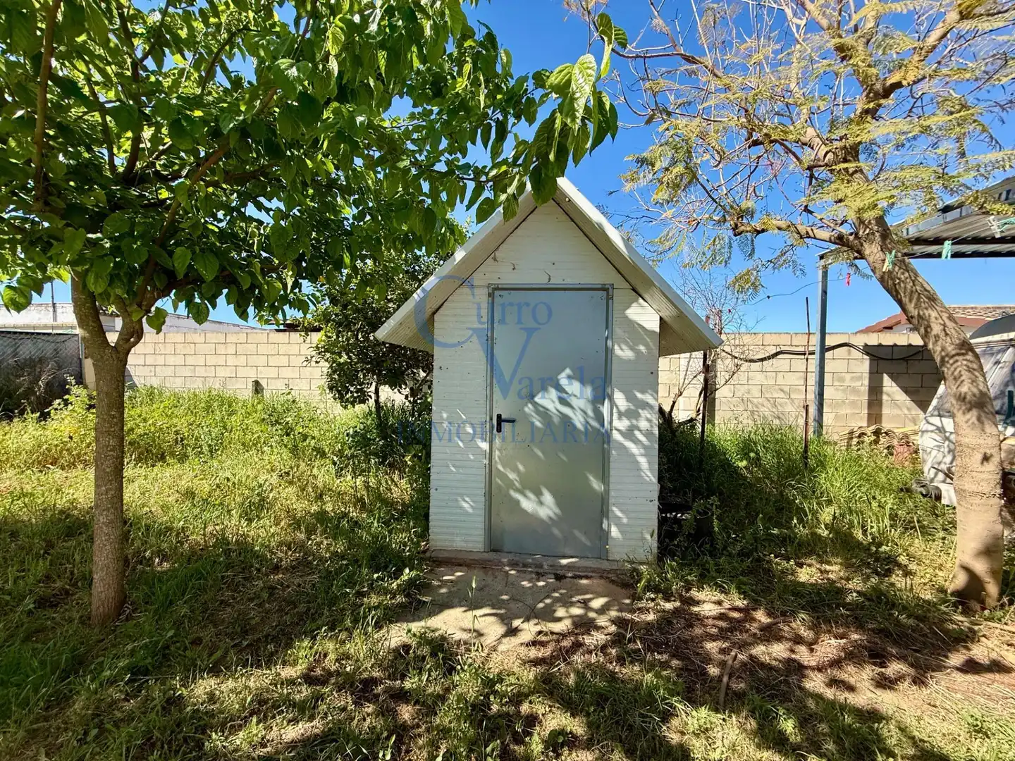 Exterior view of Country homes for sale in Dos Hermanas  with Air Conditioner, Heating and Private garden