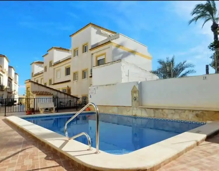 Maison mitoyenne à vendre à Desamparados - Hurchillo - Torremendo