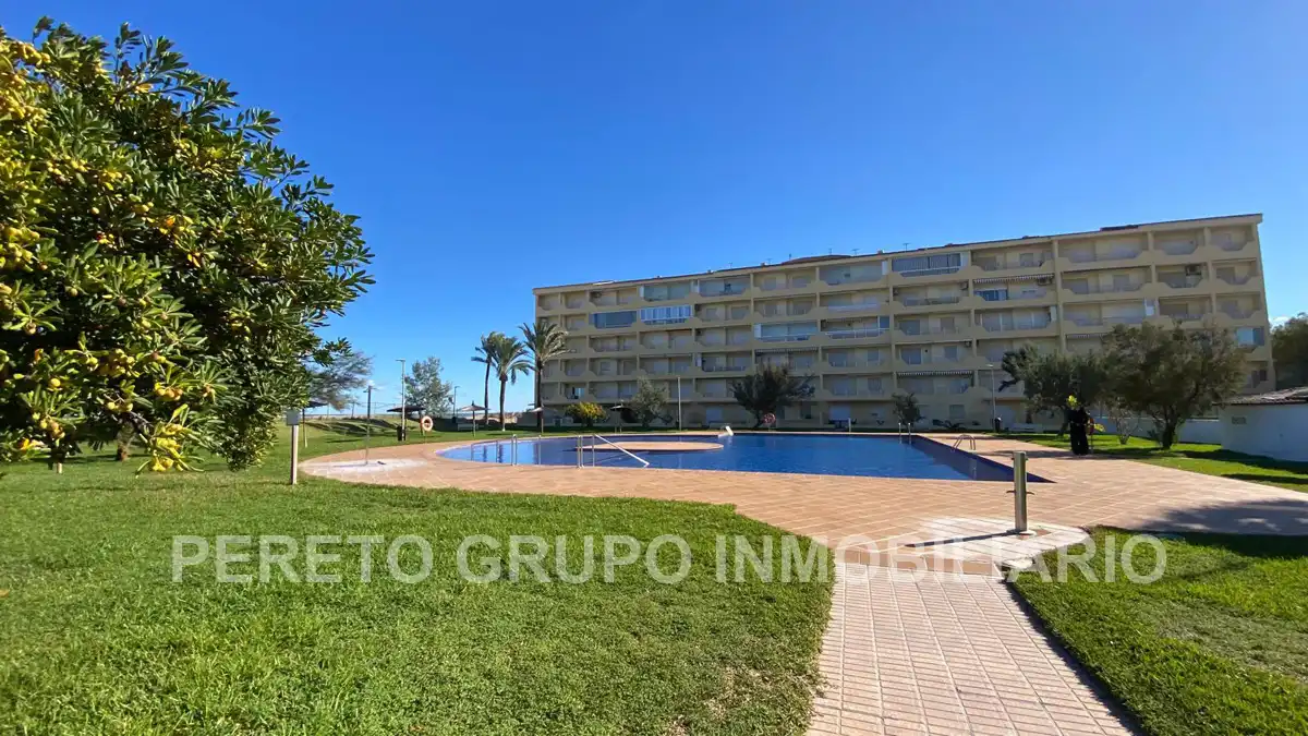 Apartment with pool for sale in Las Marinas / Les Marines