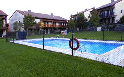 Swimming pool of Flat for sale in Val de San Vicente   with Terrace