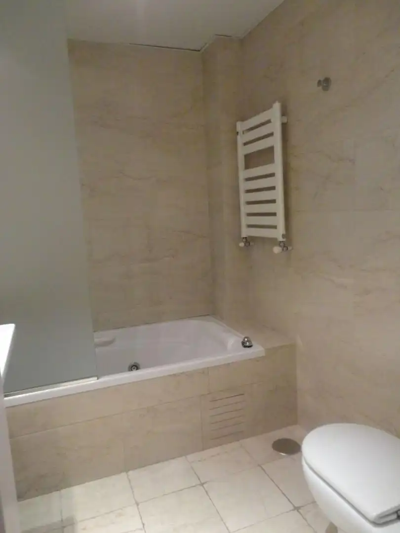 Baño de Piso de alquiler en Madrid con Calefacción