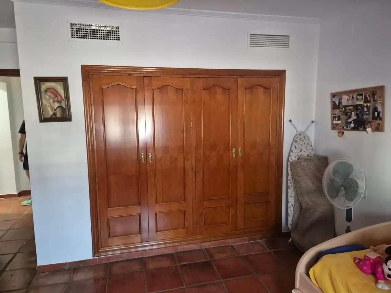 Habitación de Casa o chalet en venta en Palomares del Río con Aire acondicionado, Jardín privado y Terraza