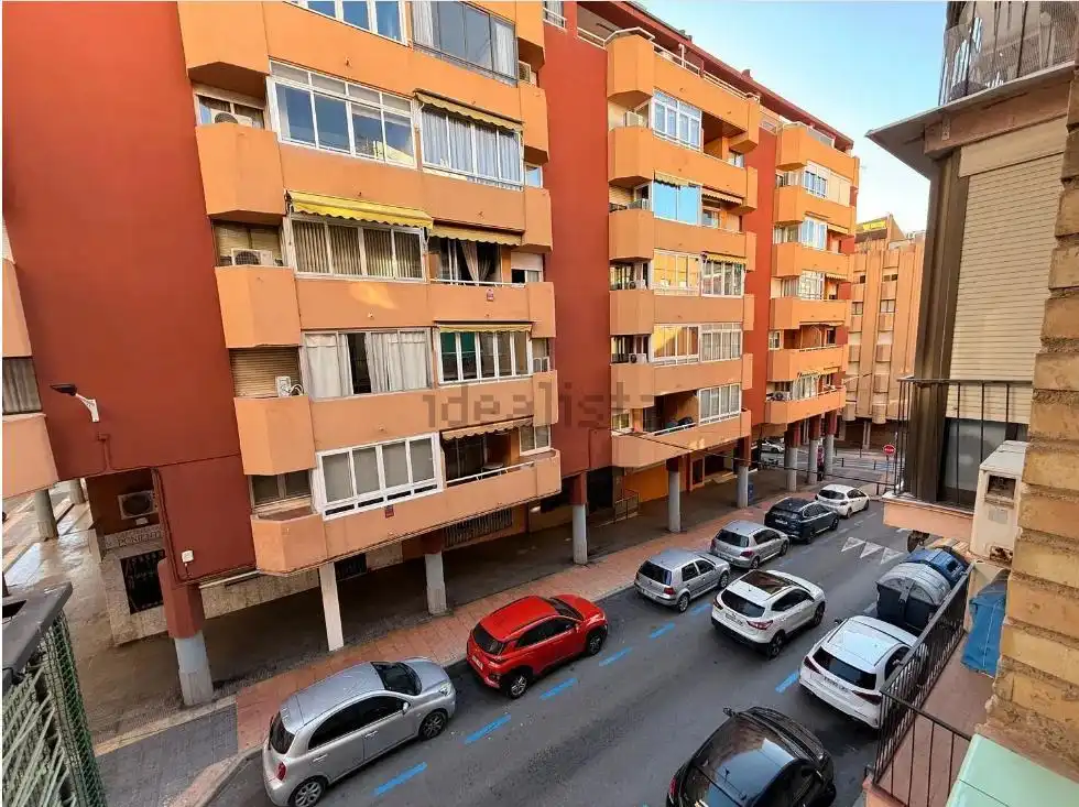 Vista exterior de Piso en venta en Benidorm con Terraza