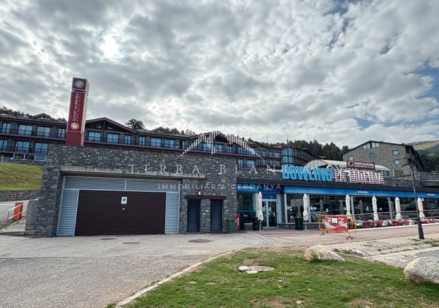 Garaje en Venta en Plaça Pista Llarga, 7 en La Molina