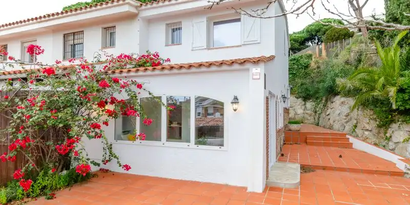 House for sale in Calle Buenos Aires