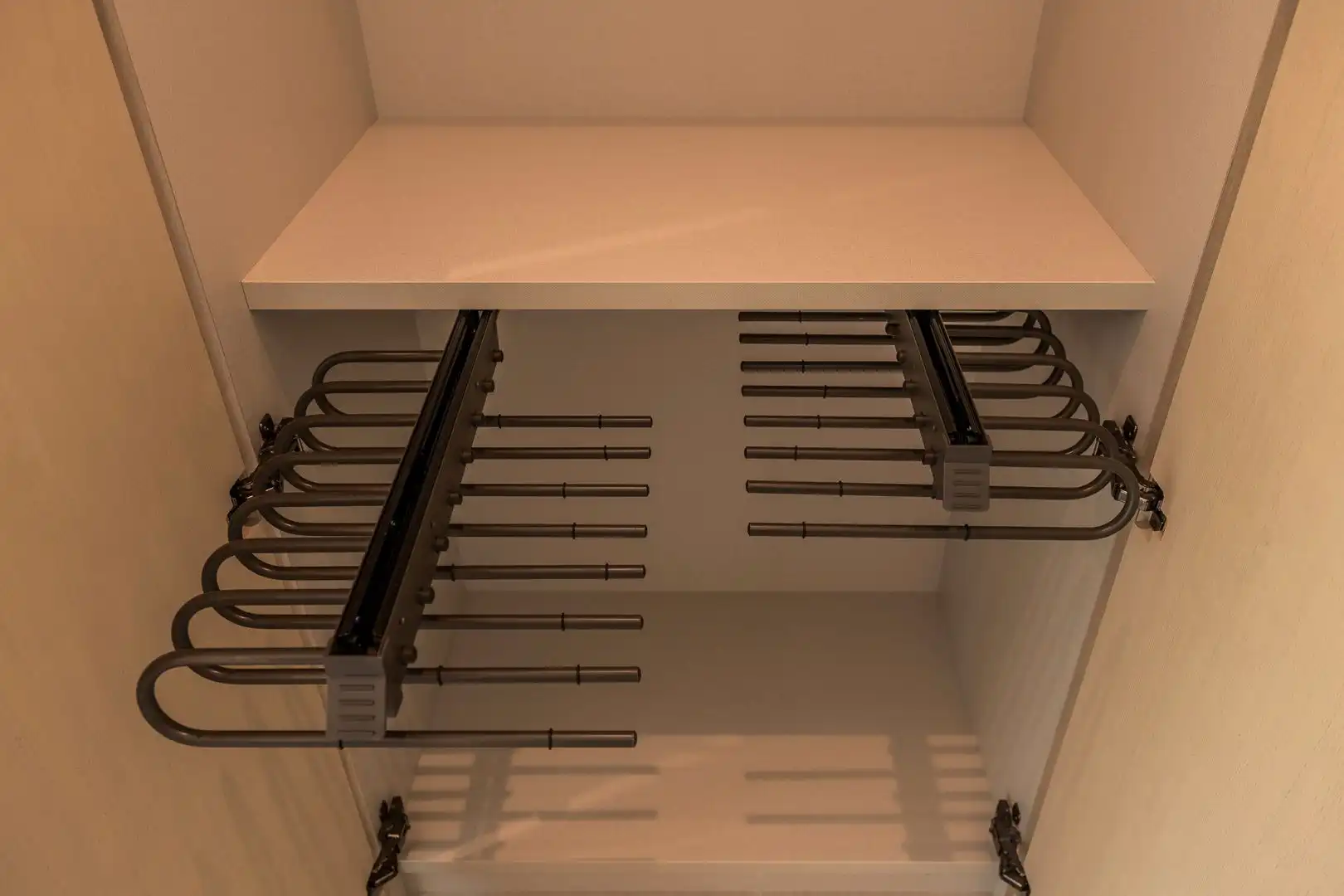 Dormitori de Casa o xalet en venda en Estepona amb Aire condicionat, Terrassa i Piscina