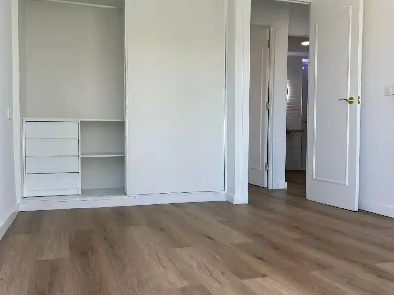Habitación de Piso en venta en Algeciras con Amueblado y Balcón