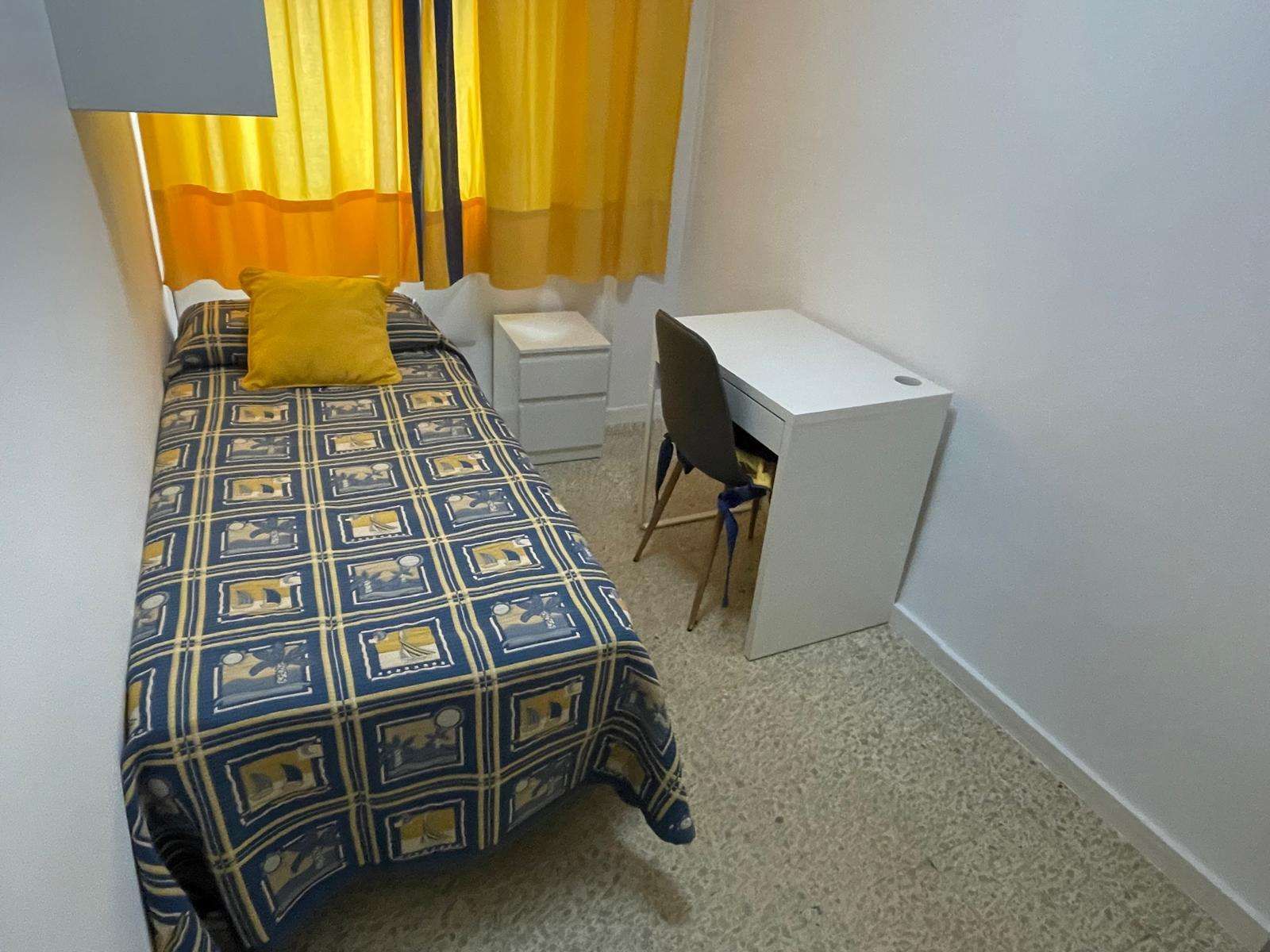 Bedroom of Flat to share in Málaga Capital  with Air Conditioner and Terrace