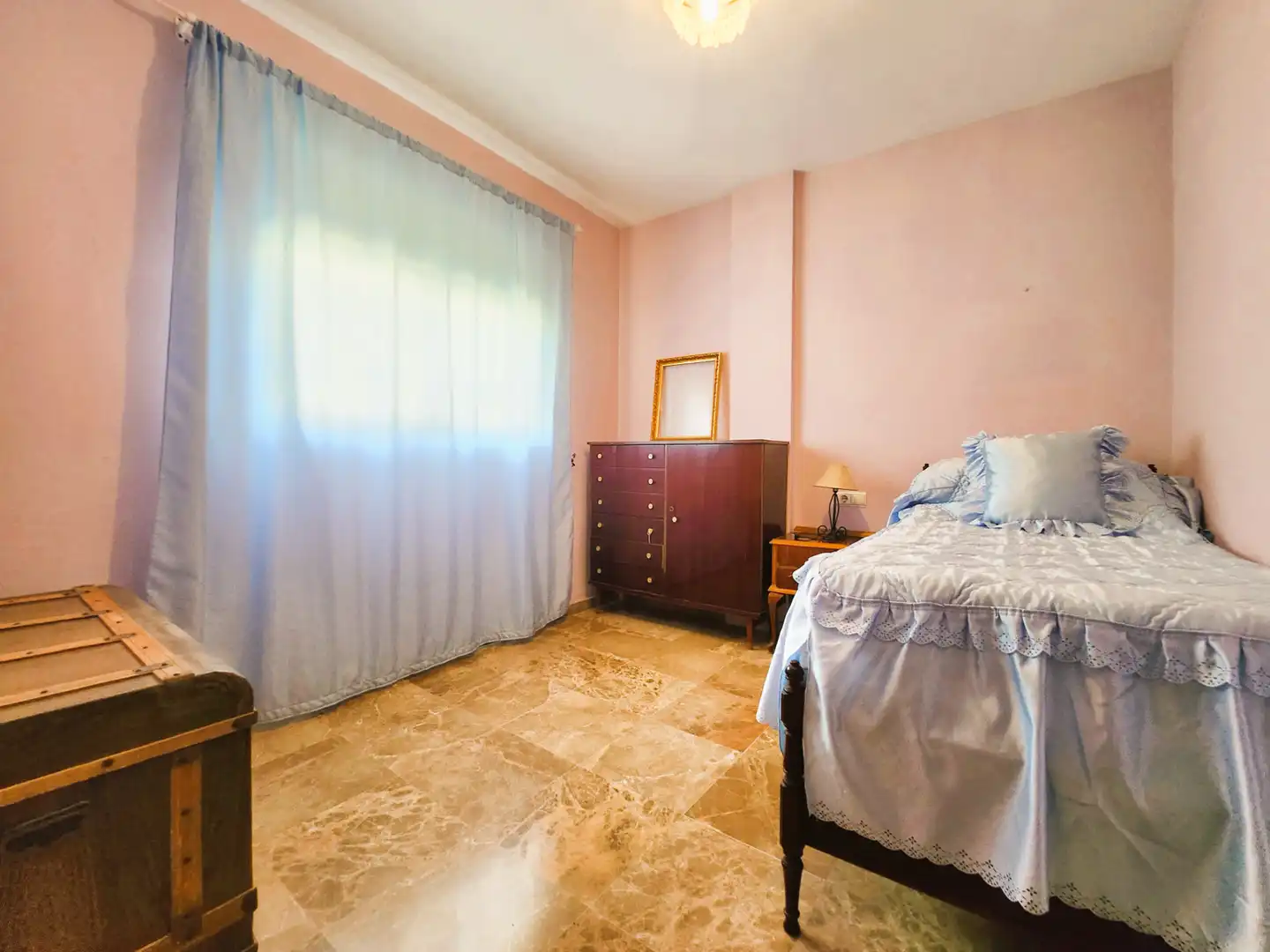 Bedroom of Detached homes for sale in Alcalá de Guadaira  with Air Conditioner, Terrace and Storage room
