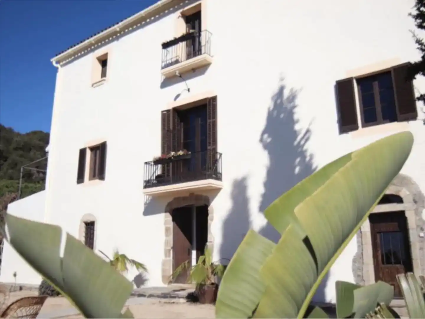 Außenansicht von Wohnung zur Miete in Pineda de Mar mit Privatgarten, Abstellraum und Möbliert