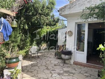 Casa rústica en venda a Castillo de Locubín