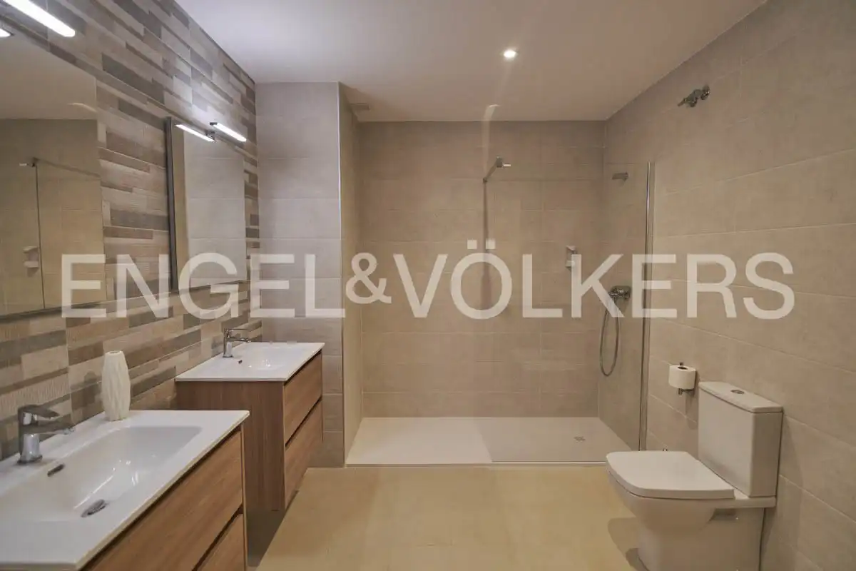 Casa pareada con terraza en venta en Carrer Major 57, imagen 7