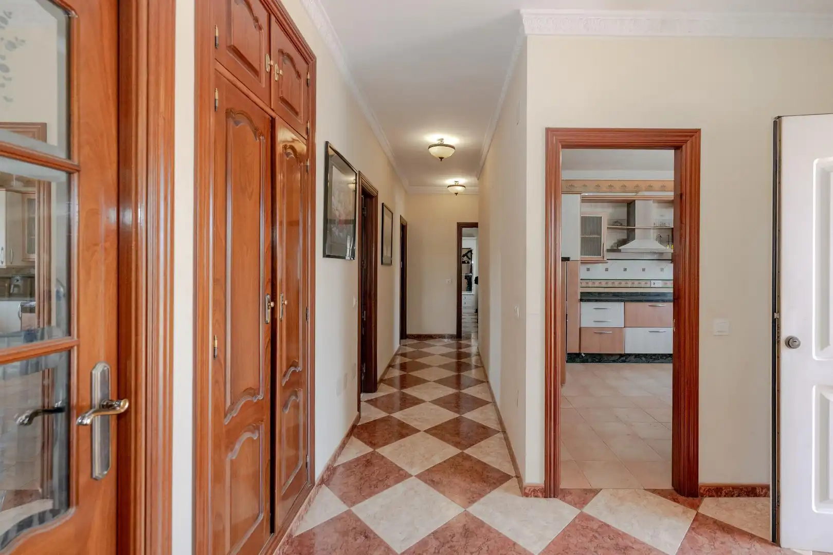 Haus oder Chalet zum Verkauf in Málaga mit Klimaanlage, Terrasse und Abstellraum