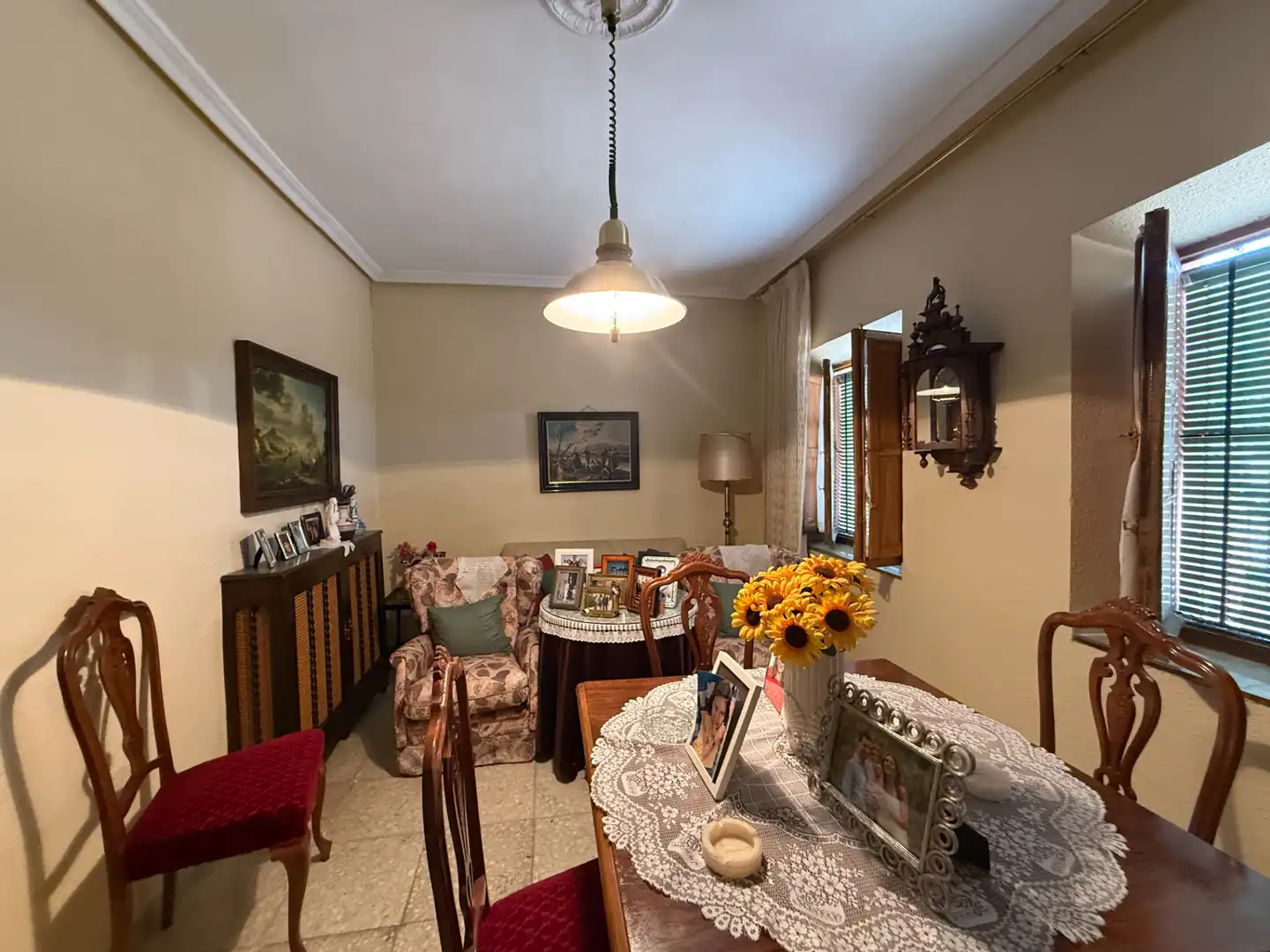 Comedor de Finca rústica en venta en Perales con Calefacción, Amueblado y Horno