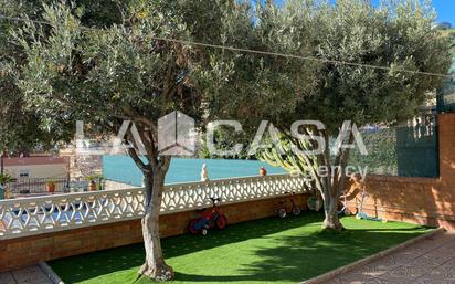 Garden of House or chalet for sale in Santa Coloma de Gramenet  with Heating, Terrace and Storage room