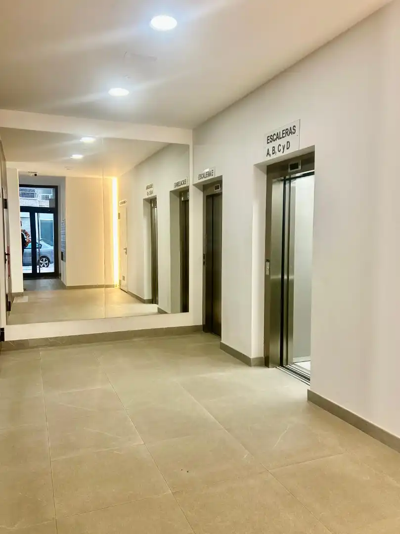 Piso en venta en Almería con Aire acondicionado, Calefacción y Parquet
