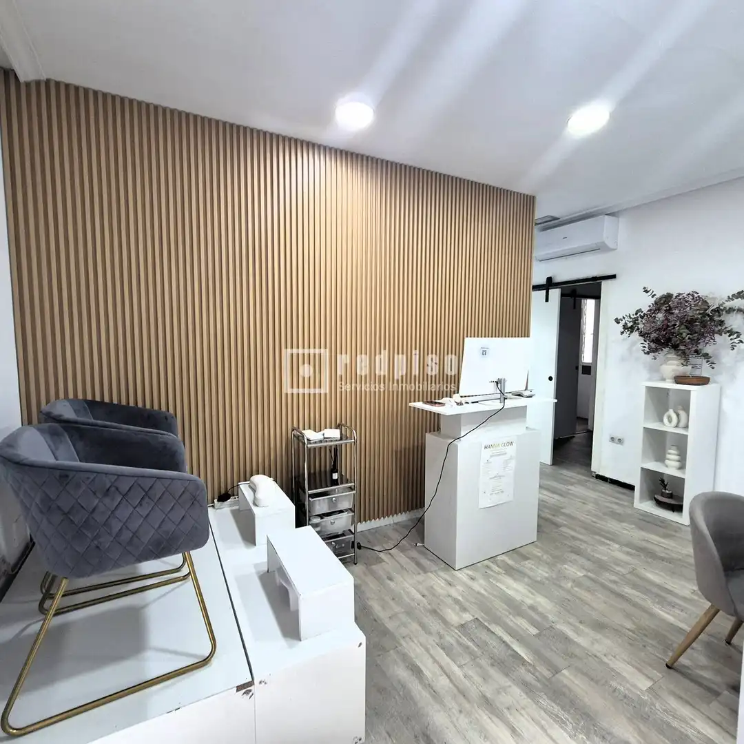 Local en venta en Los Remedios