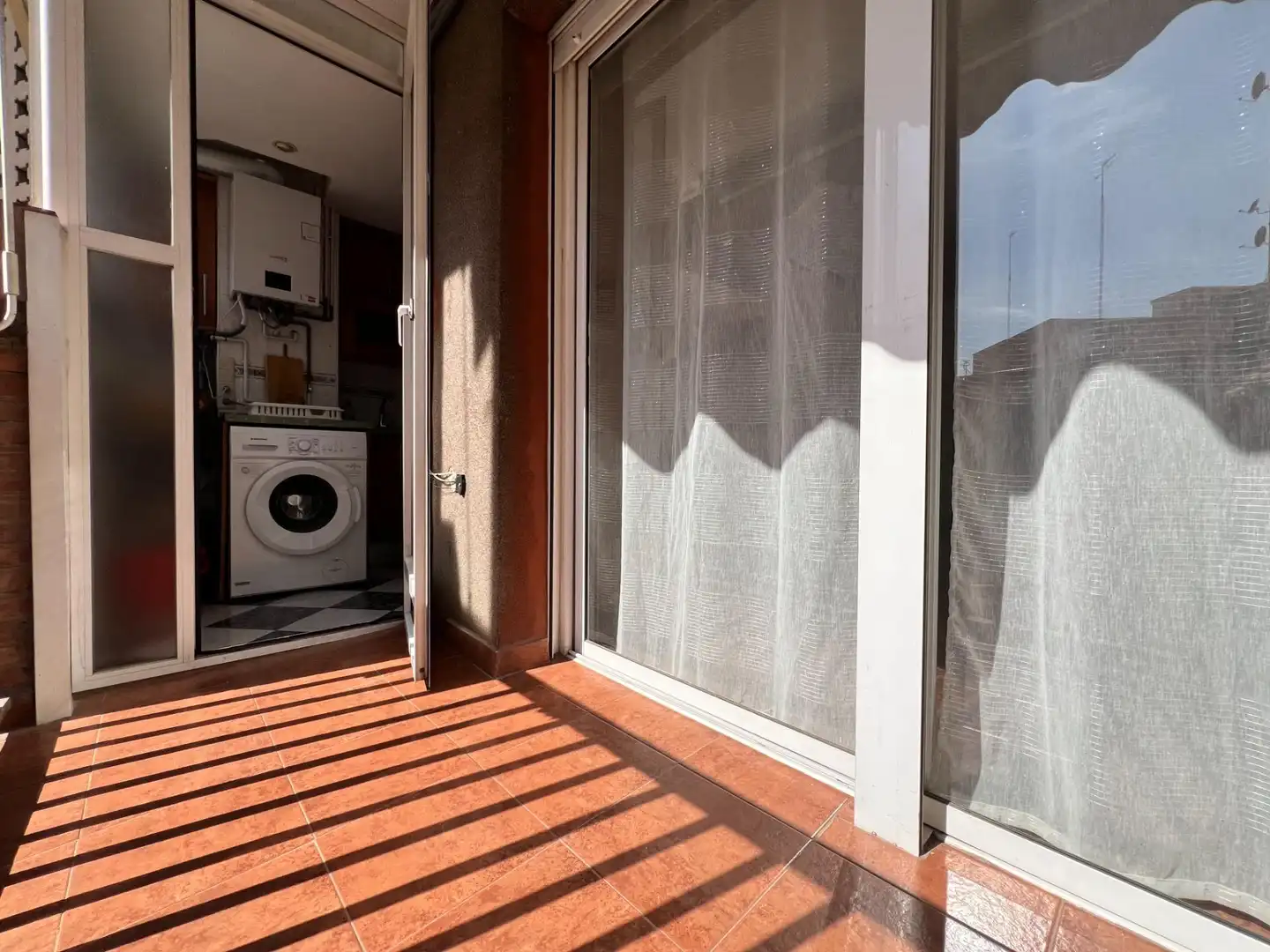 Terrassa de Pis de lloguer en Granada amb Aire condicionat, Calefacció i Moblat