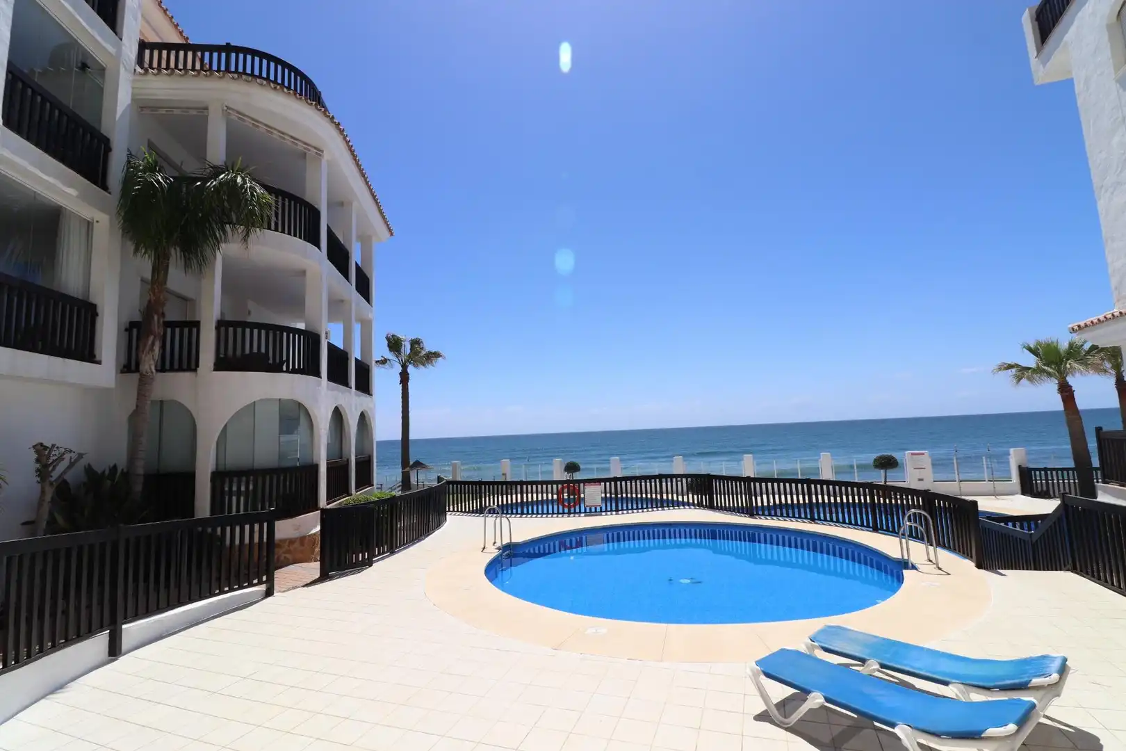 Schwimmbecken von Wohnungen zur Miete in Mijas mit Heizung, Privatgarten und Terrasse