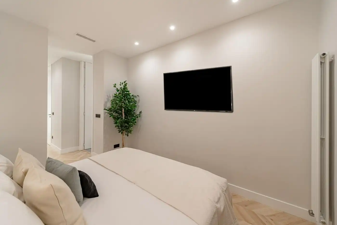 Schlafzimmer von Wohnung zum Verkauf in Madrid mit Klimaanlage und Heizung