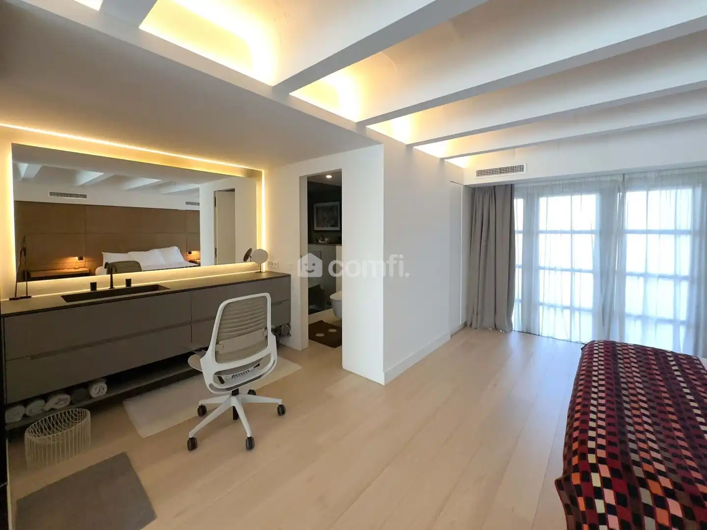 Office for rent in Avila, El Poblenou