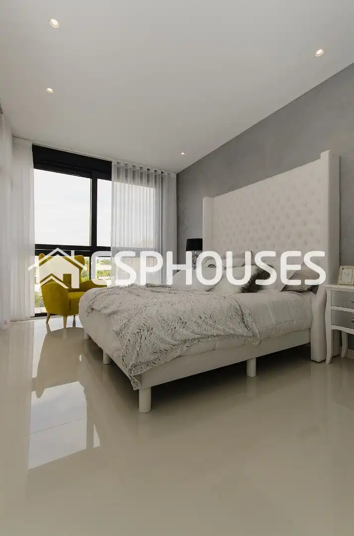 Chalet con terraza en venta en Orihuela Costa, imagen 25