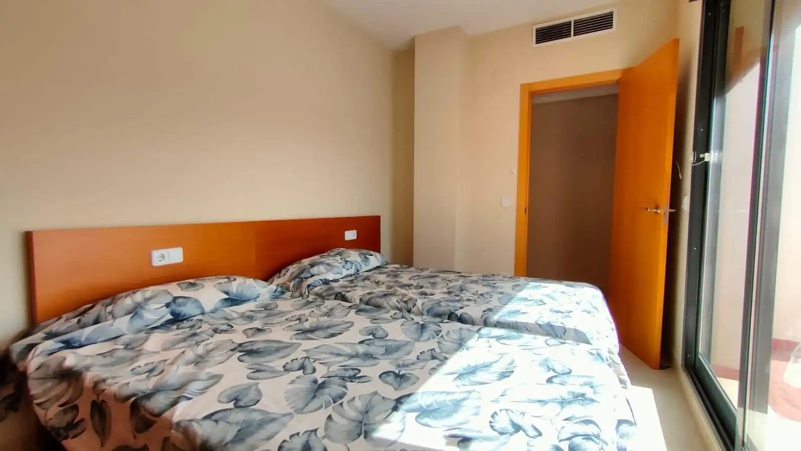 Habitación de Ático en venta en Vinaròs con Aire acondicionado, Calefacción y Terraza