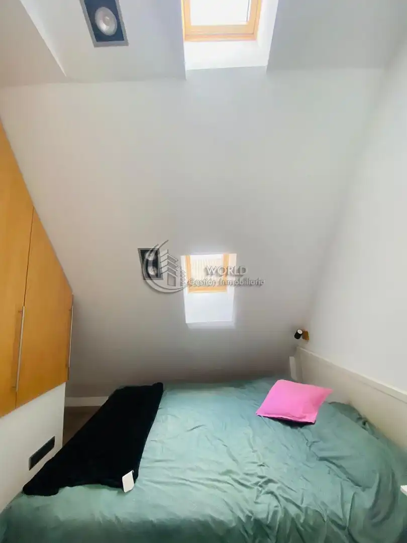 Habitación de Piso en venta en  Madrid Capital con Aire acondicionado, Calefacción y Terraza