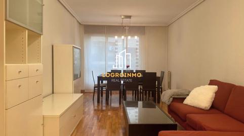 Photo 4 of Flat to rent in Gran Via,  Logroño