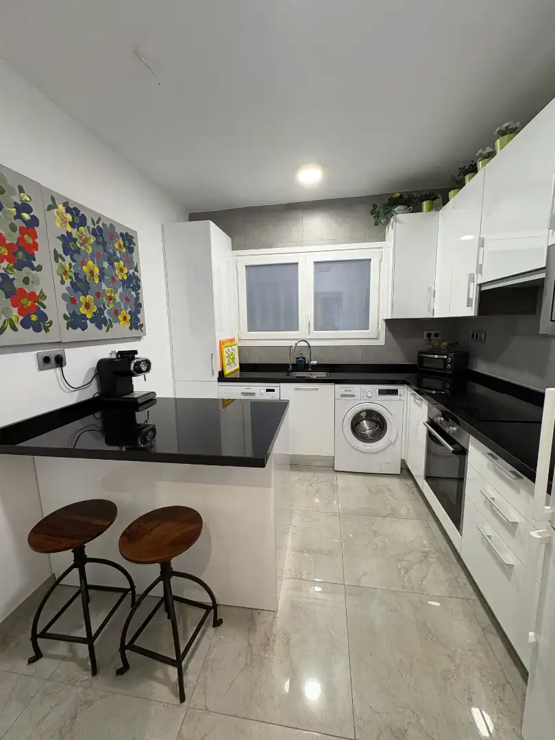 Cocina de Piso en venta en Málaga con Aire acondicionado, Amueblado y Horno