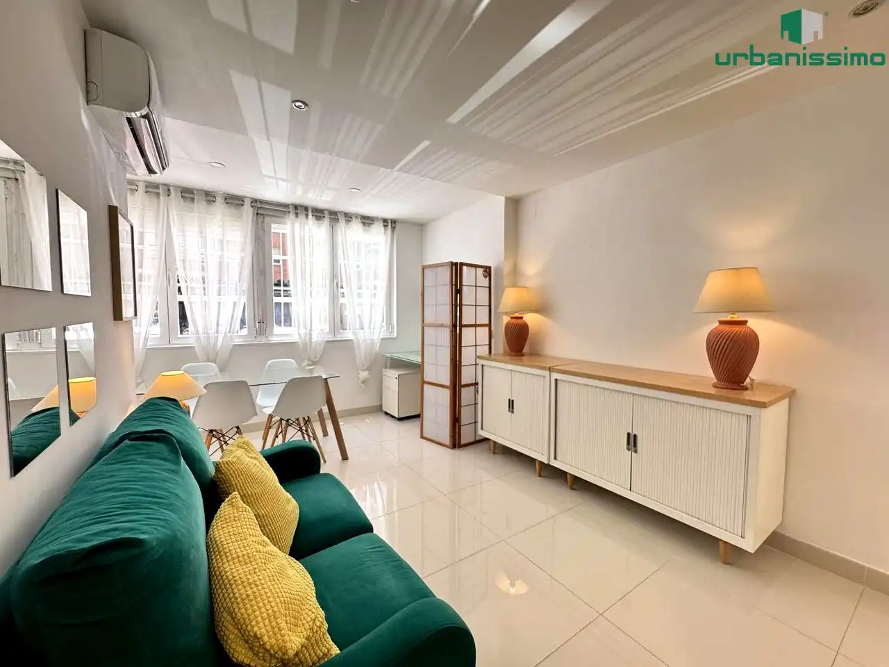 Living room of Apartments for rent in Madrid  with Air Conditioner, Heating and Furnished