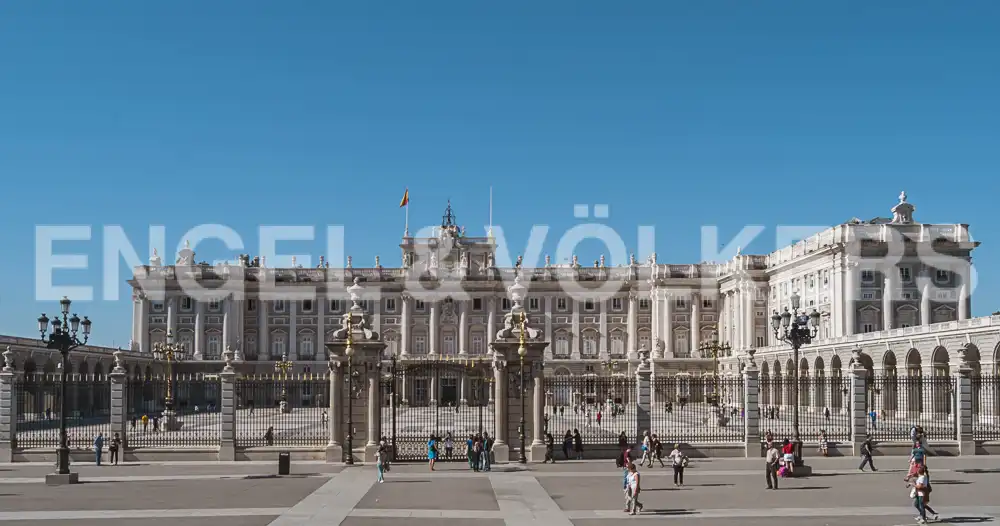 Außenansicht von Wohnung zum Verkauf in Madrid mit Heizung und Balkon