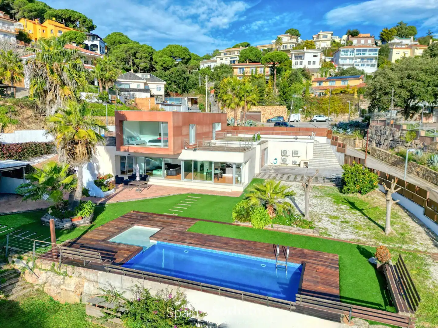 Vista exterior de Casa o xalet en venda en Lloret de Mar amb Aire condicionat, Calefacció i Jardí privat