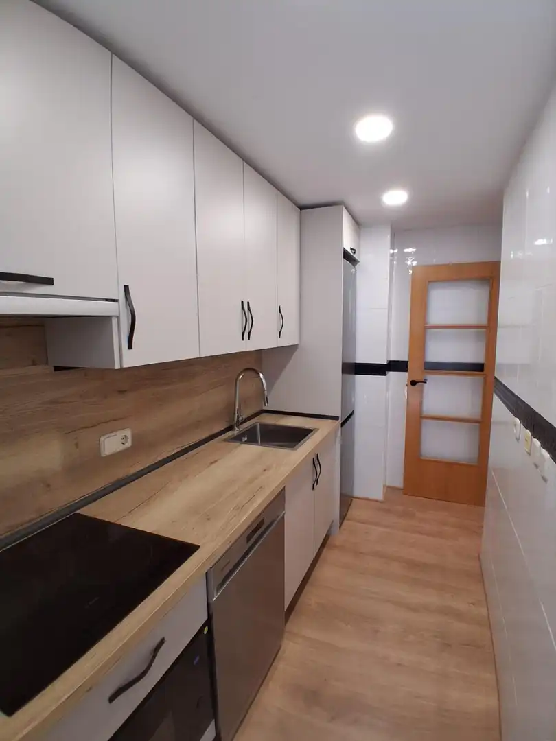 Cocina de Apartamento en venta en Albacete con Aire acondicionado, Calefacción y Amueblado
